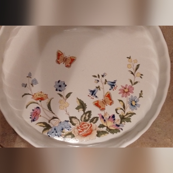 Cottage Garden by John Aynsley. 1- serving plate and 1- 8" Quiche Oven To Table - Picture 3 of 7